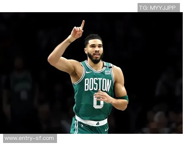 豪泽赞塔图姆全力训练虽未出战却深刻影响全队士气与表现 豪泽赞塔图姆全力训练虽未出战却深刻影响全队士气与表现